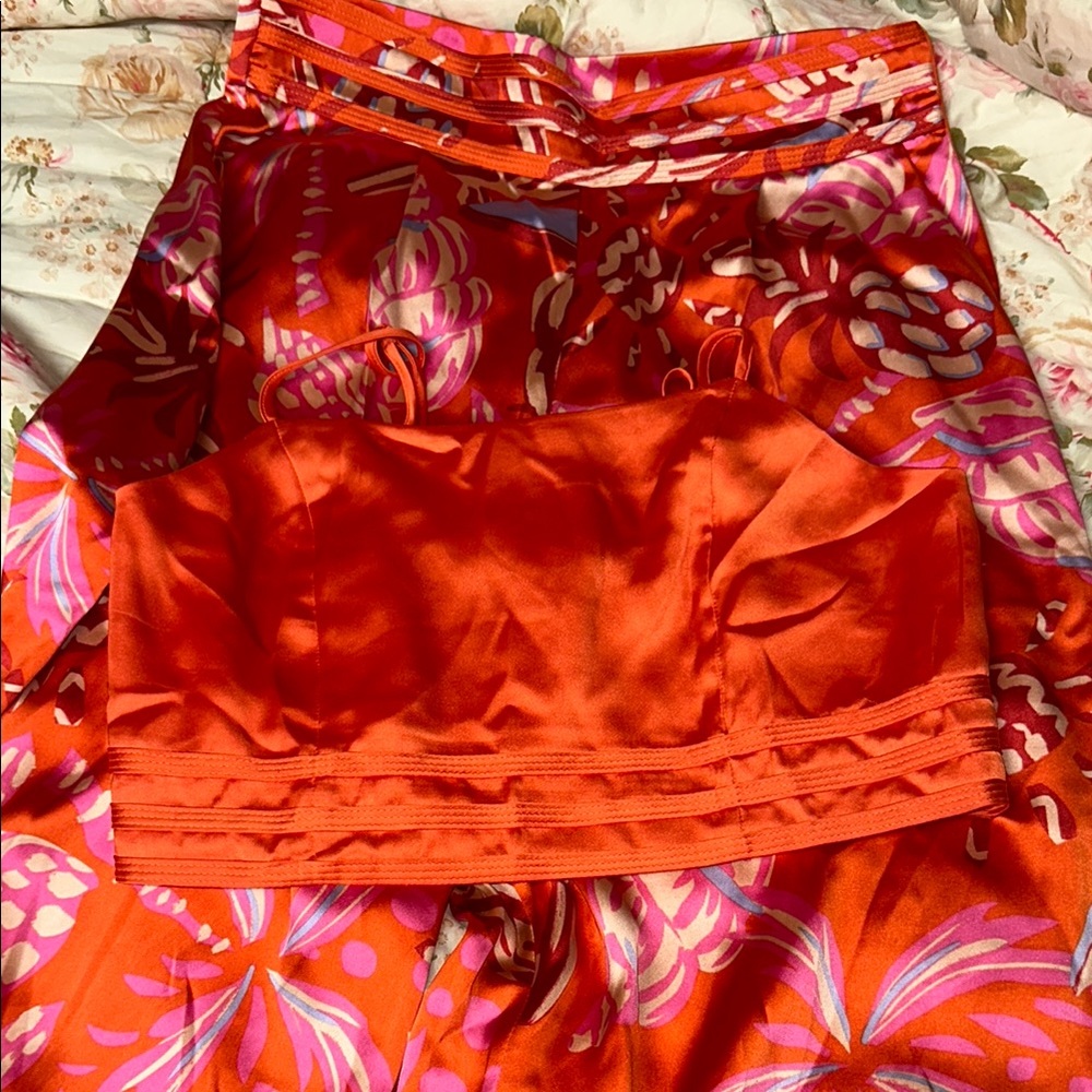 House of Harlow 1960 Vibrant Orange Floral Pants set satin - Picture 2 of 8